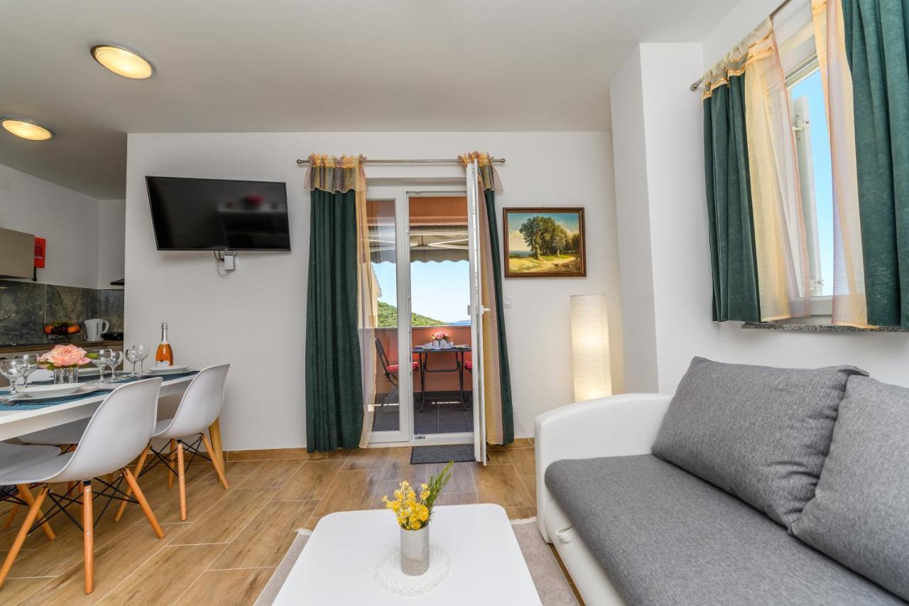 Apartments Forever Miholascica Екстер'єр фото