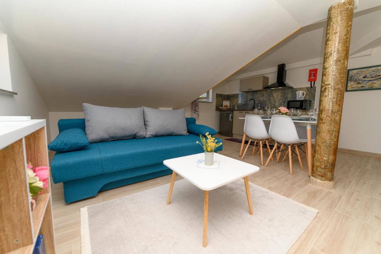 Apartments Forever Miholascica Екстер'єр фото