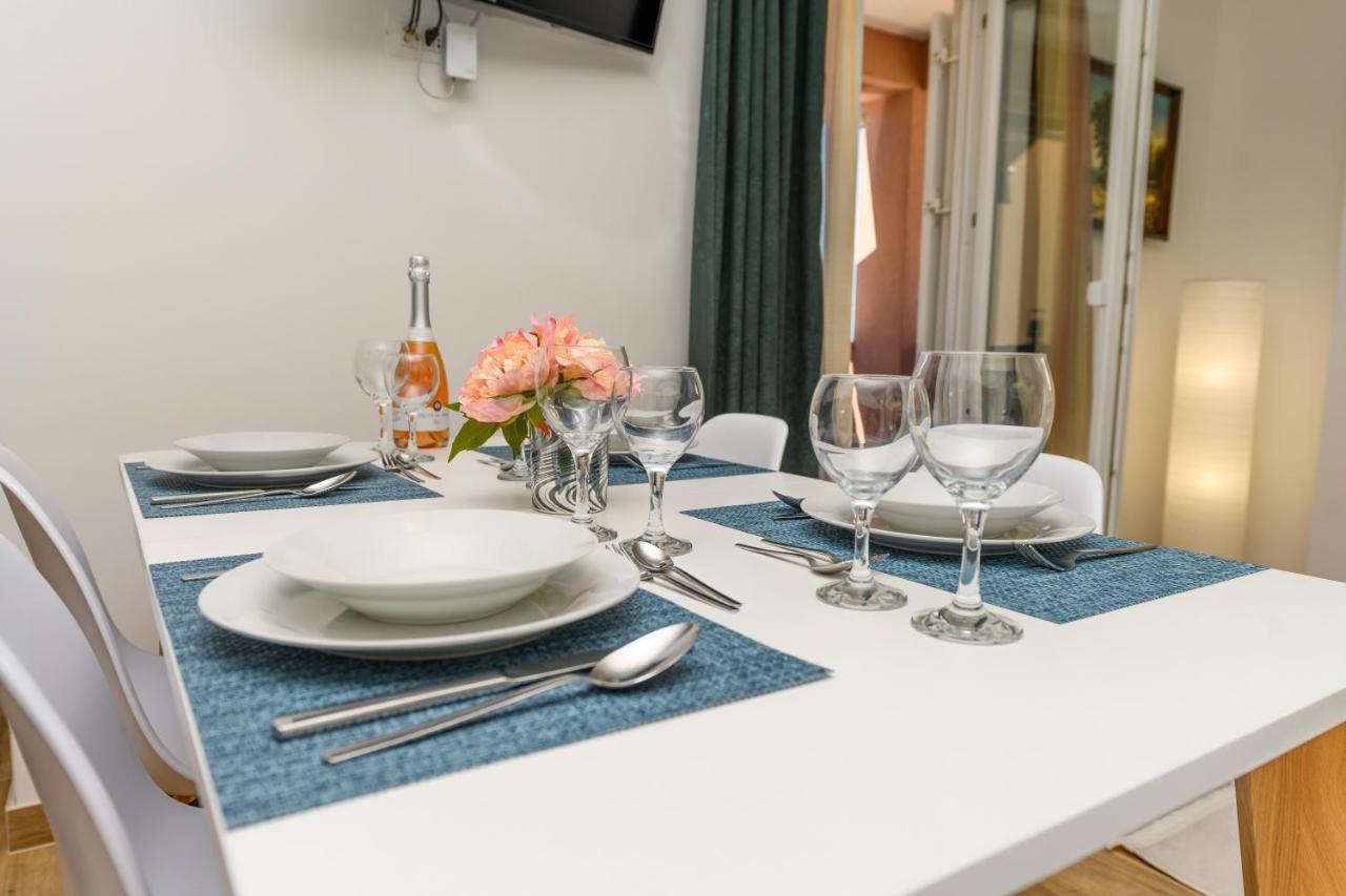 Apartments Forever Miholascica Екстер'єр фото